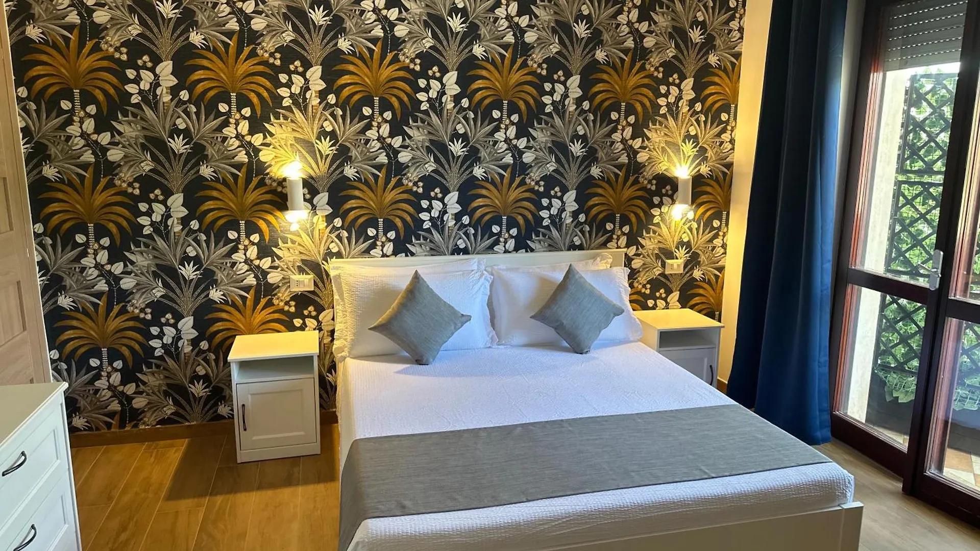 Yoyo House Luxury Napoli Bed & Breakfast Italy