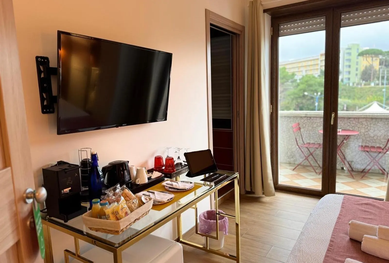 Yoyo House Luxury Napoli Bed & Breakfast 0*, Naples