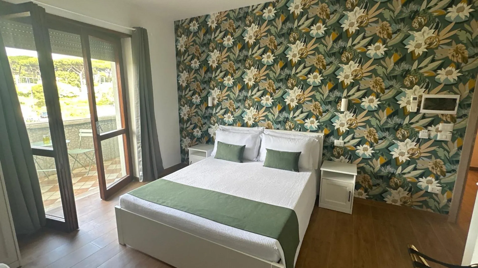 Yoyo House Luxury Napoli Bed and Breakfast