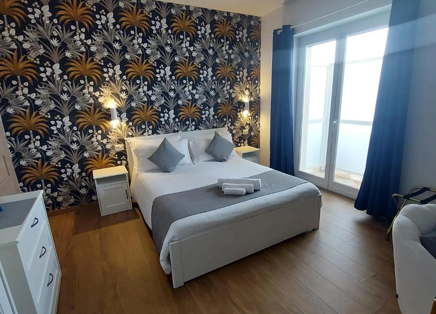Yoyo House Luxury Napoli Bed & Breakfast Naples