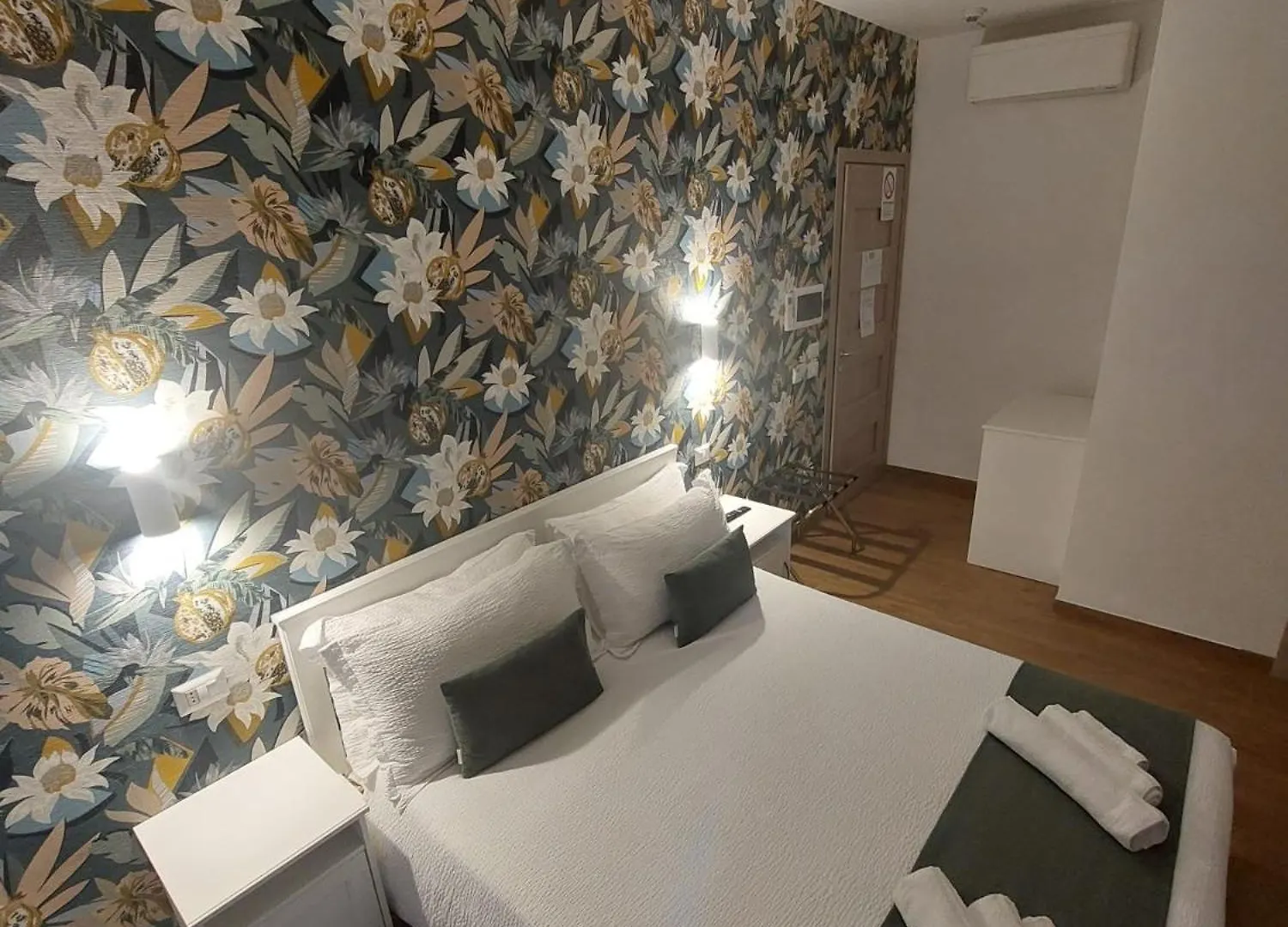Yoyo House Luxury Napoli Bed & Breakfast